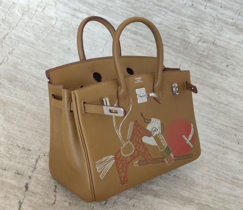 Interior view of smart premium bag