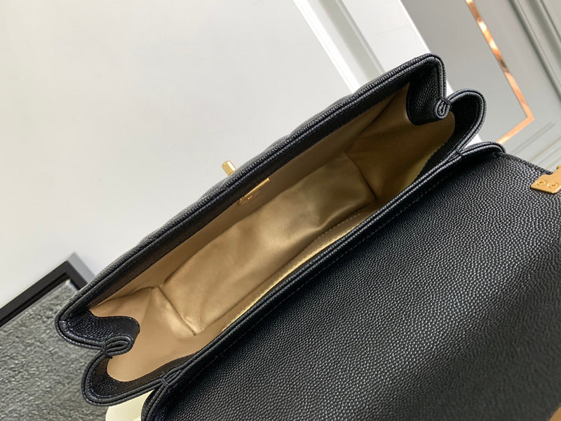  versatile purse view 6