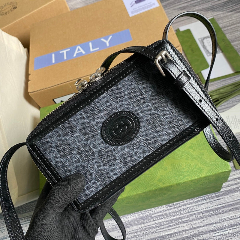 Handle and strap detail of polished sleek women's handbag – women's everyday handbag