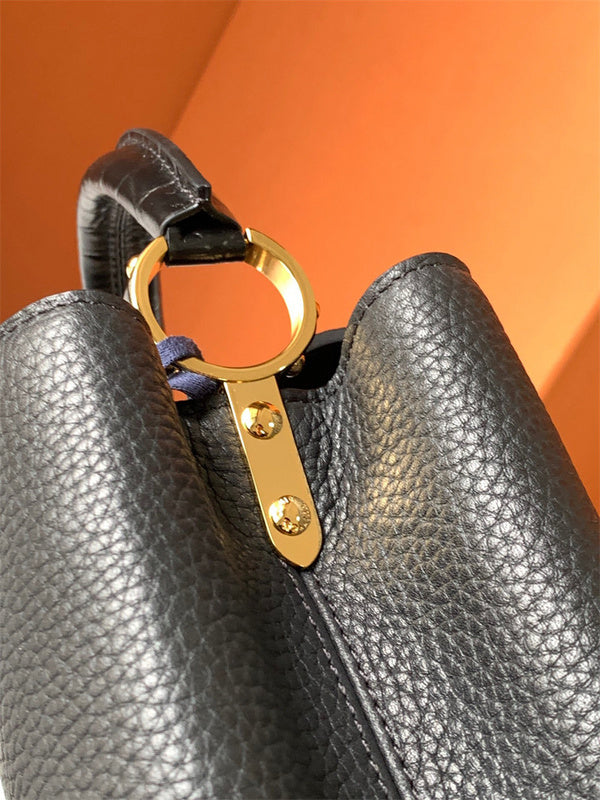  everyday bag interior and compartment view 63