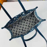 Front view of refined modern women's handbag – women's everyday handbag