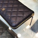 Zivas Charm Chic Craftsmanship Everyday Handbag (Elevated Accessory Essential) – Close-Up Detail