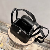  everyday bag interior and compartment view 9