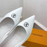 Louis Vuitton shoes Style 421 - logo and branding close-up