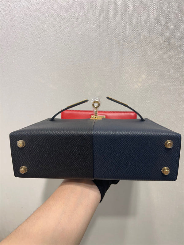 Smart bag shown from front angle