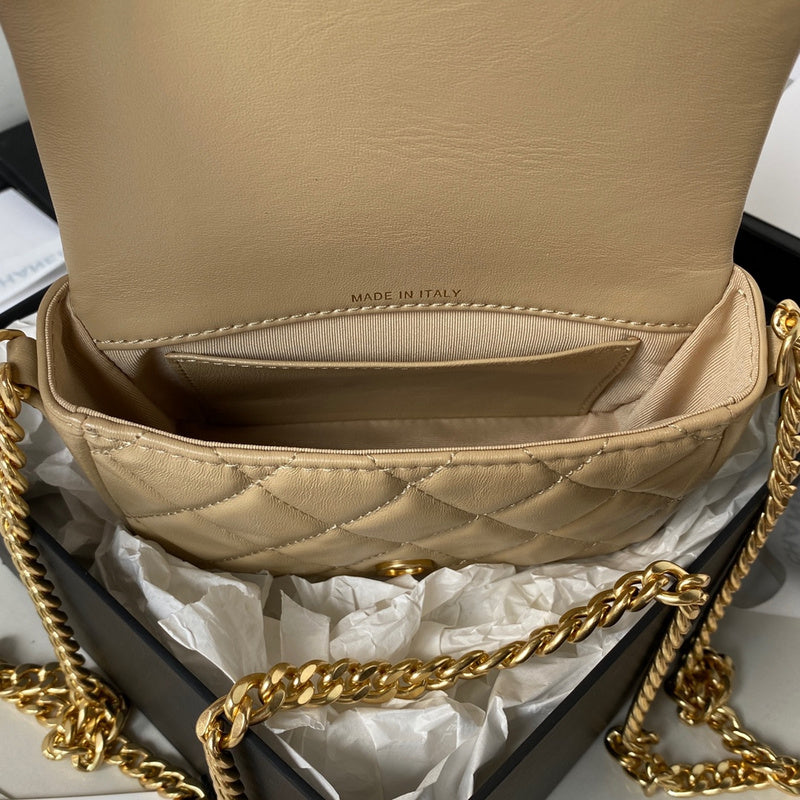  handbag, compact everyday style, image 7