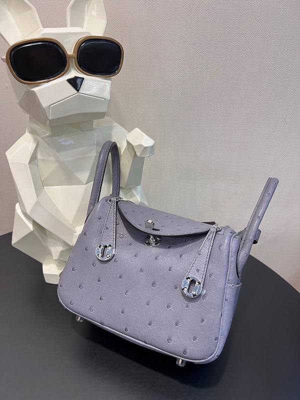  timeless satchel styled with outfit