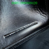 Ziva's Charm handbag – detail view (one versatile size)