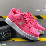 Nike Men's & Women's Luxury Low-Top Trainers — Style 009 detail view