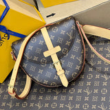  sophisticated shopper bag styled with outfit