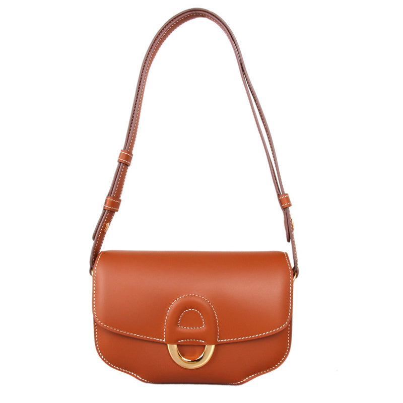  sophisticated structured bag styled with outfit