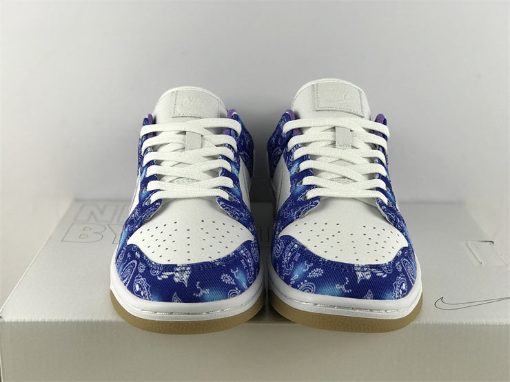 Nike classic monochrome luxury sneakers view 17 retro runner design