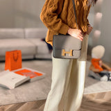 Streamlined handbag styled for everyday wear
