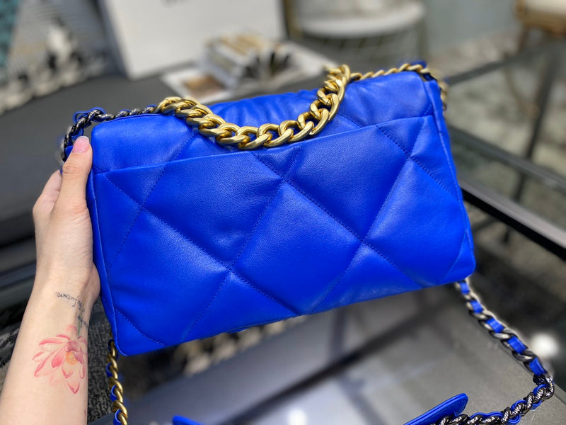 Zivas Charm Signature Style Designer Handbag (Structured Everyday Essential) – Angled View