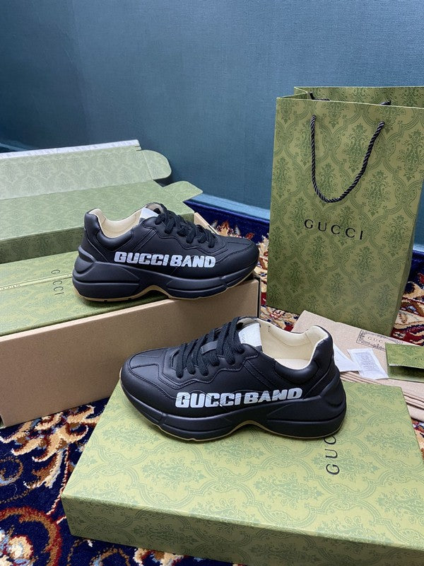 Gucci two-tone luxury sneakers view 4 breathable knit upper