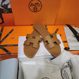 Hermes sandals Style 074 - logo and branding close-up