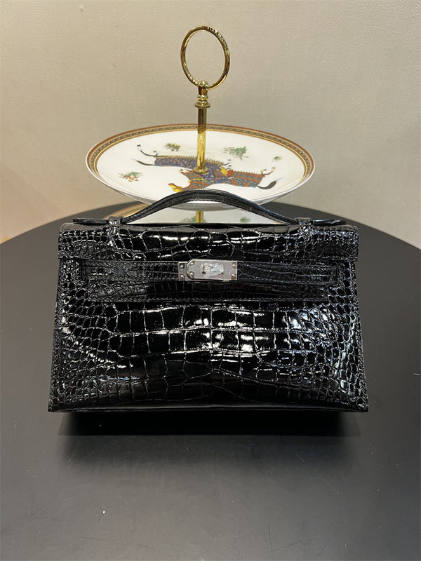 Close-up detail of effortless bag design