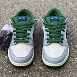 Nike Men's & Women's Premium Designer Sneakers — Style 190 angle view