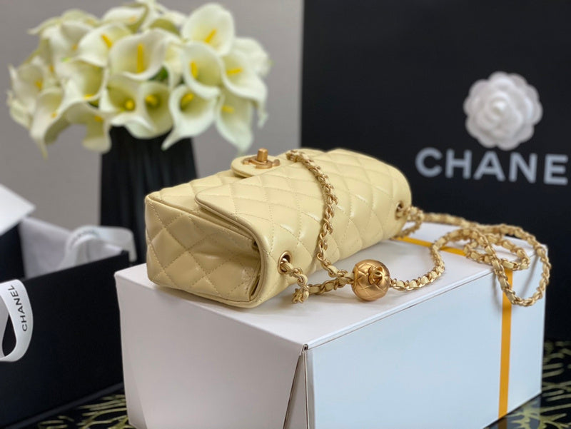 Zivas Charm Contemporary Flair Designer Handbag (Timeless Wardrobe Addition) – Lifestyle Shot