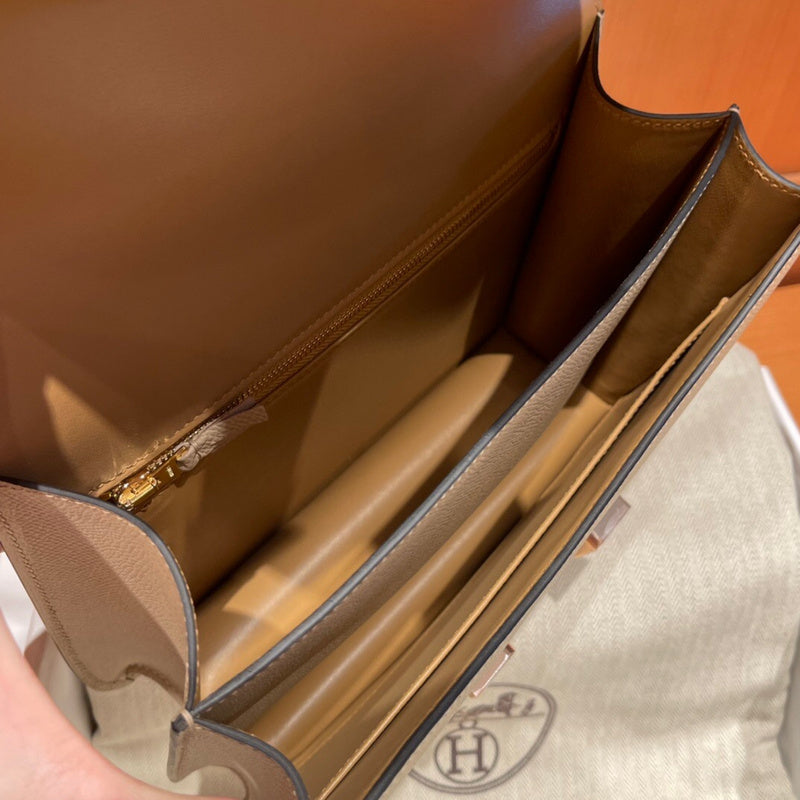 Side view of modernist structured handbag