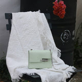 Versatile everyday bag front view 19