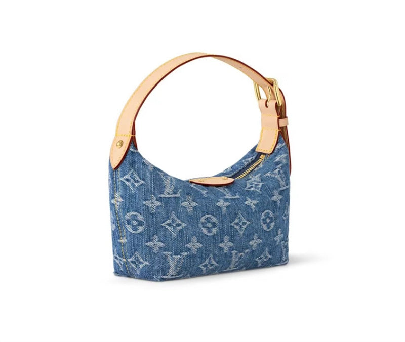  tote bag interior and compartment view