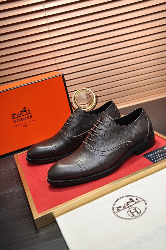 Hermes shoes Style 075 - sole and craftsmanship detail