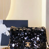  women's handbag, mid design, view 4