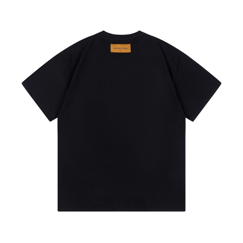 Side profile of Louis Vuitton cotton t-shirt with relaxed-fit cut