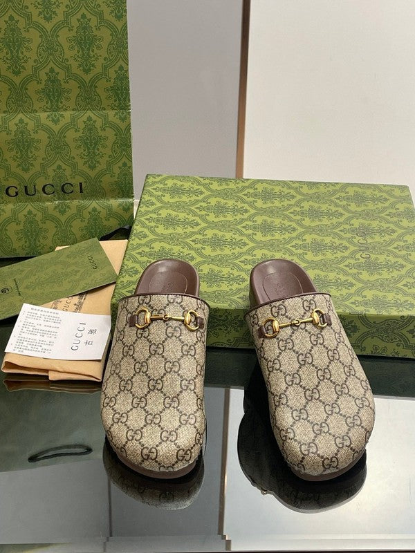 Gucci two-tone luxury sneakers view 10 breathable knit upper