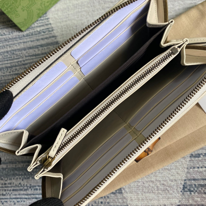 Interior view of refined signature women's handbag – women's everyday handbag