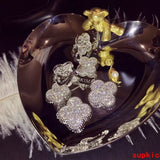 Front view of Van Cleef & Arpels unisex jewelry piece