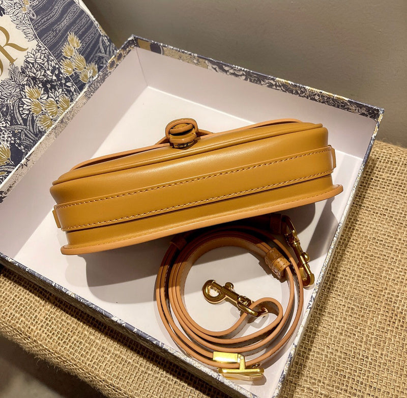 Handle and strap detail of refined chic women's handbag – women's designer-style accessory