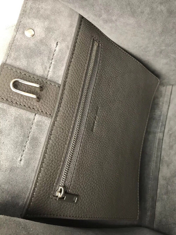 Side profile of refined statement women's handbag – women's everyday handbag