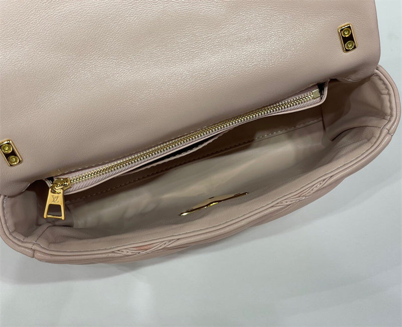  carryall bag interior and compartment view 21