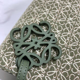 Ziva's Charm handbag – detail view (21cm*10cm*22cm)
