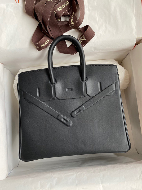 Interior view of sculpted premium bag