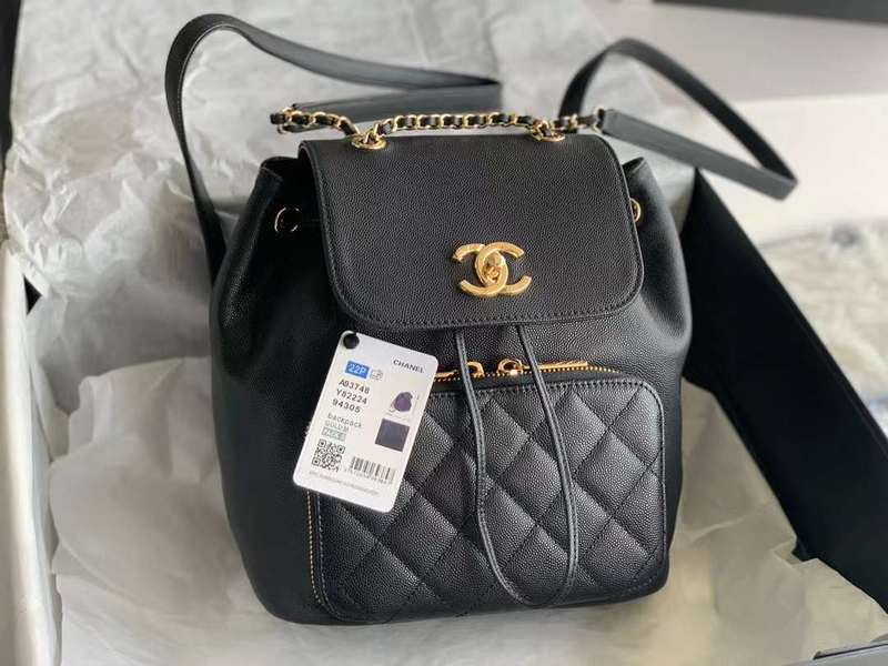 Close-up detail of statement refined women's handbag – women's statement bag