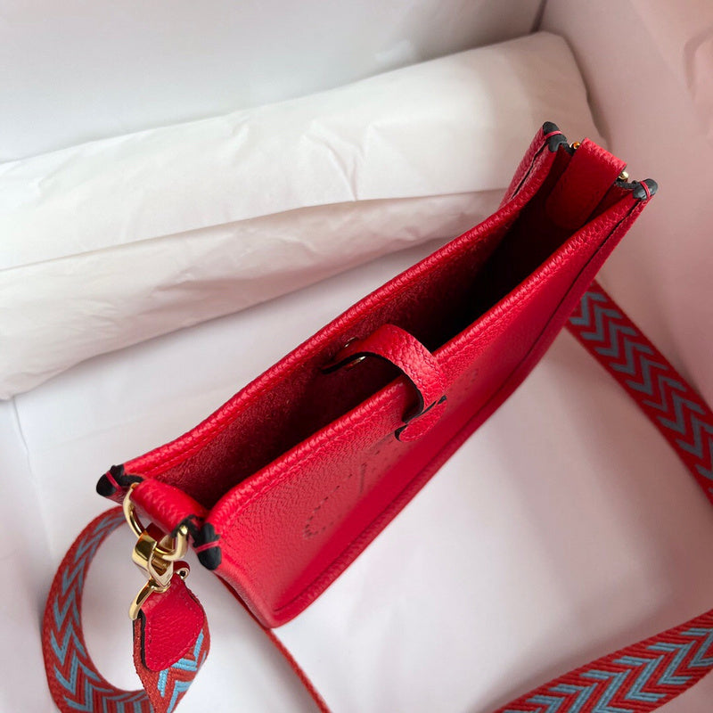 Interior view of minimalist premium bag