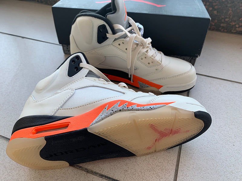 Nike Men's & Women's Iconic Street Trainers — Style 179 angle view