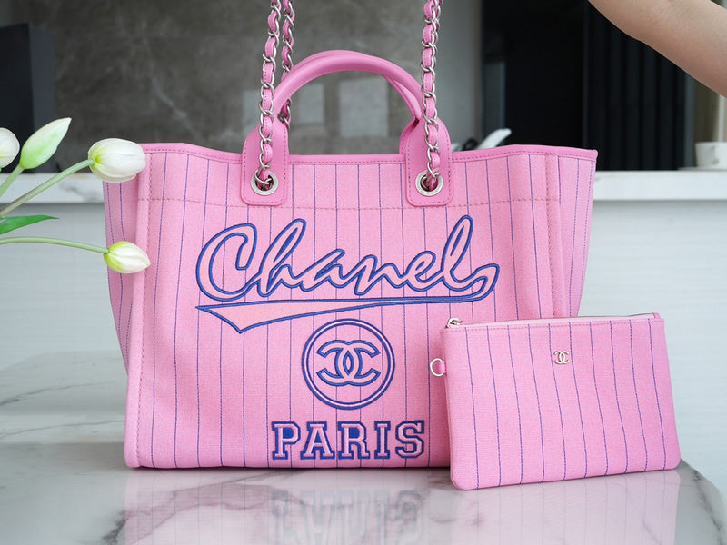  spacious purse view 1