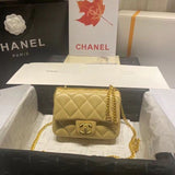  women's handbag, mid design, view 1