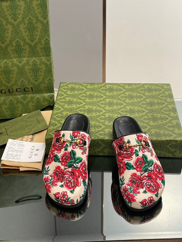 Gucci tonal black luxury sneakers view 9 classic court silhouette