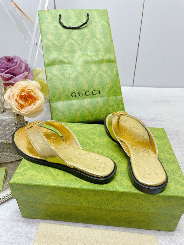 Gucci fresh white-and-black luxury sneakers view 7 minimalist modern build
