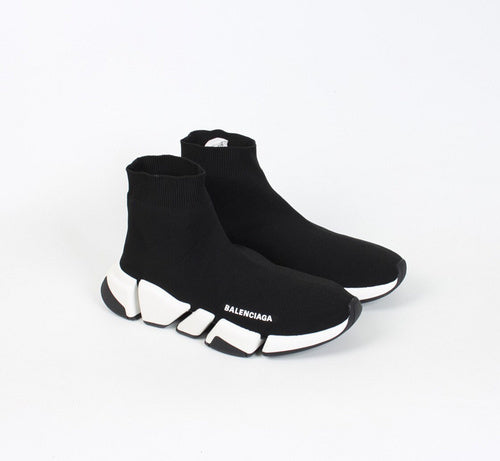 Balenciaga shoes Style 318 - logo and branding close-up