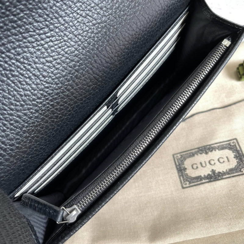 Side profile of refined chic women's handbag – women's statement bag