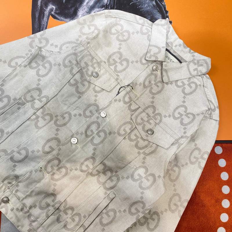 Side profile of Gucci luxury clothing with logo-detail design