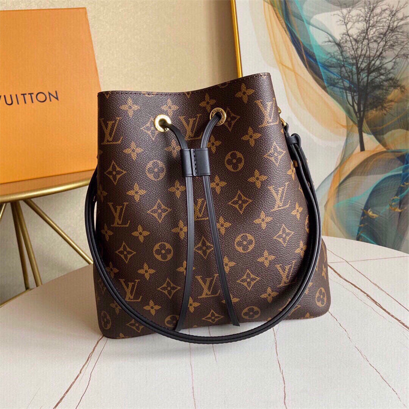  streamlined satchel styled with outfit 12