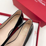 Close-up detail view of Roger Vivier luxury piece style No.051