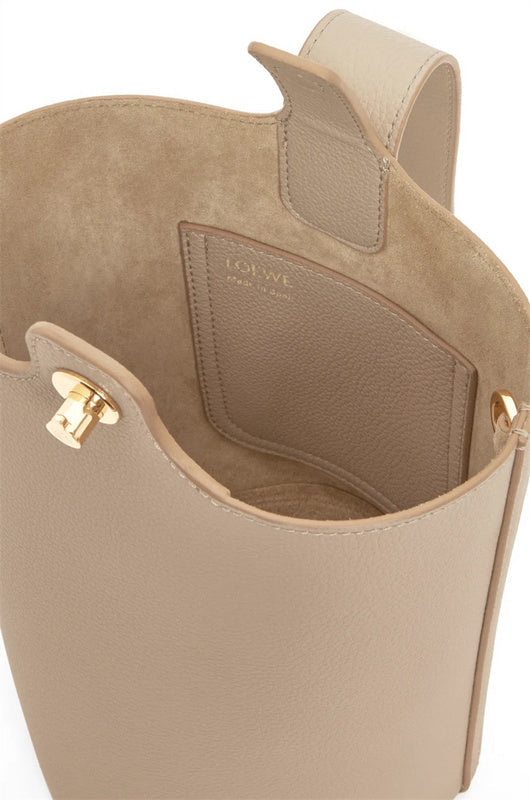 Ziva's Charm handbag – styled view (16cm*16cm*19.5cm)